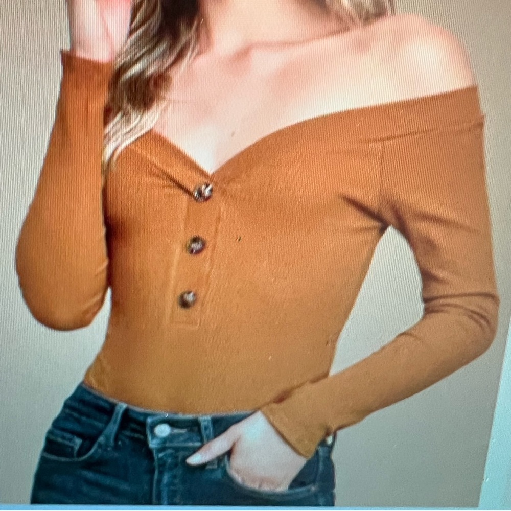 Lulus off shoulder body suit - never worn